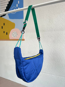 Sac Halfmoon - Bleu roi / mousqueton noir