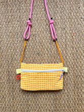 Load image into Gallery viewer, Pocket - Vichy jaune/abricot