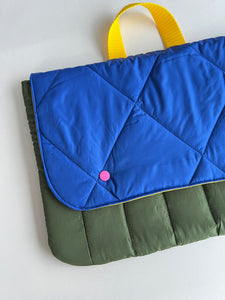 Housse ordinateur Puffy -  Bleu & kaki