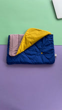 Load image into Gallery viewer, Housse ordinateur Puffy - Rose &amp; bleu
