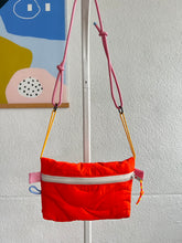 Load image into Gallery viewer, Pocket Flashy - Orange / zip écru