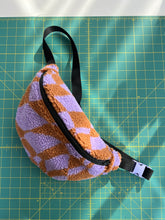 Load image into Gallery viewer, Banana - Sherpa lila/ocre