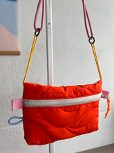 Load image into Gallery viewer, Pocket Flashy - Orange / zip écru