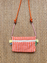 Charger l'image dans la galerie, Pocket - Rayures oranges