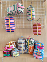 Load image into Gallery viewer, Trousse de toilette - Erquy