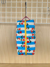 Load image into Gallery viewer, Trousse de toilette - Tulipes