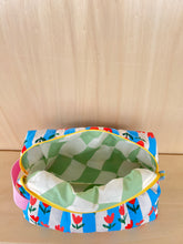 Load image into Gallery viewer, Trousse de toilette - Tulipes