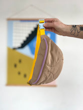 Load image into Gallery viewer, Banana Rainproof - Sable 2