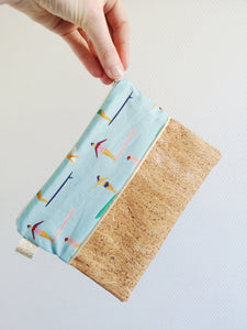 Pochette S - Surfeuses bleu ciel