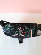 Load image into Gallery viewer, Oslo Bag - Black Jungle