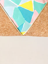 Charger l&#39;image dans la galerie, Pochette XL Triangle - couleurs pastel