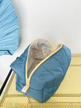 Load image into Gallery viewer, Toiletry bag - Playground