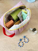 Load image into Gallery viewer, Toiletry bag - Playground